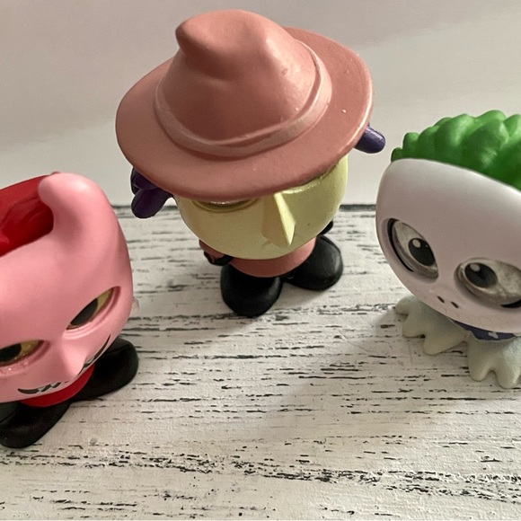 Nightmare before Christmas Disney Doorables Lock, Shock, & Barrel - Picture 6 of 9